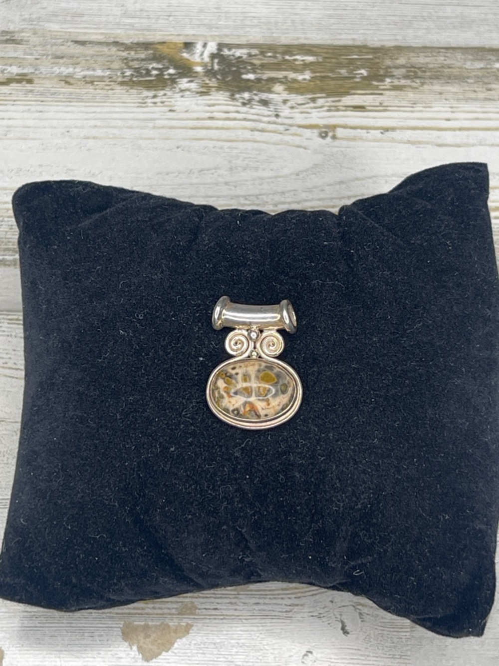 Sajen Sterling Silver Jasper Pendant Bali Scroll Detail